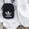 Adidas 三葉草系列單肩斜挎小方包1584801591_3431802459_0 Adidas 三葉草系列單肩斜挎小方包1584801591_3431802459_0