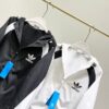 Adidas 拼接防風機能外套44