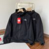 The North Face 輕薄衝鋒衣外套161 The North Face 輕薄衝鋒衣外套161
