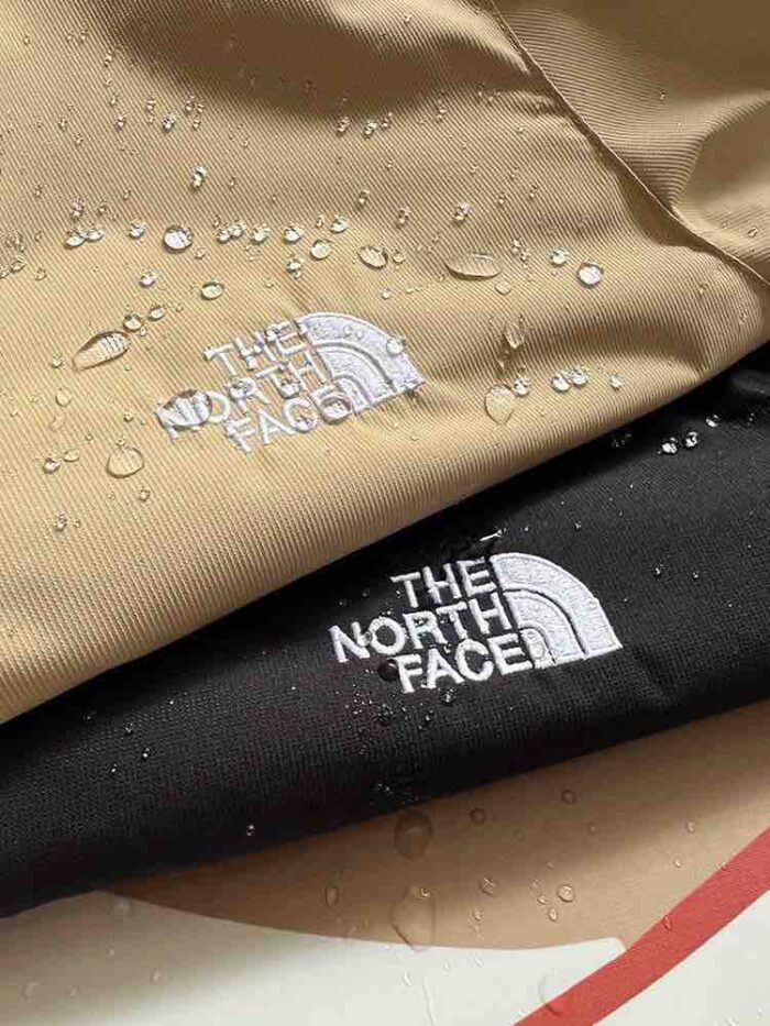 衝鋒衣,外套,夾克,登山外套推薦,出去玩出什麼,露營穿什麼比較好