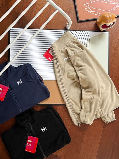 HELLY HANSEN男女搖粒絨保暖夾克 美品☆HELLY HANSEN フリースパーカー WL