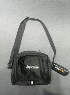 supreme 男女斜挎單肩包