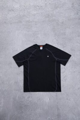 男女同款素色機能短袖,修飾身型不走樣