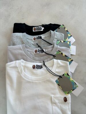 BAPE 素 T 穿搭建議:寬鬆落肩口袋版型,打造 City Boy 日系簡約感