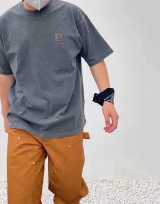 Carhartt WIP Vista 評價:成衣浸染工藝細節展示,手感紮實的素踢