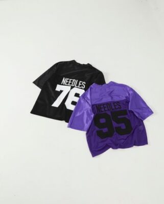 2026 春夏爆款 Needles 服飾：聯名短袖球衣與 OAKLEY 工裝褲搭配建議