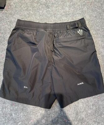 Nike x Drake 衣服哪裡買?