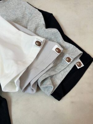 City Boy 風格必備:BAPE 重磅口袋 T 恤