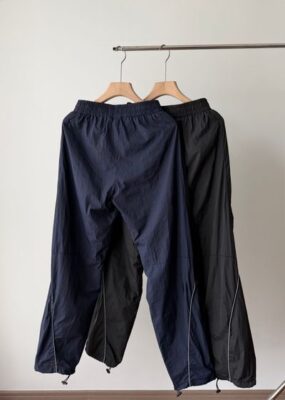 大尺碼潮流長褲推薦：Supreme Swoosh 3XL 運動褲，厚實挺括修飾腿型