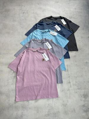 工裝古著風穿搭:Carhartt WIP 重磅素踢,適合台灣夏季的透氣感