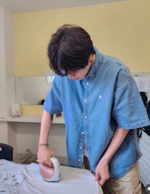 修飾身形牛仔短袖 男女同款寬鬆休閒襯衫