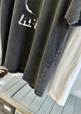刺繡標識短袖 T 恤 潮流日常穿搭上衣