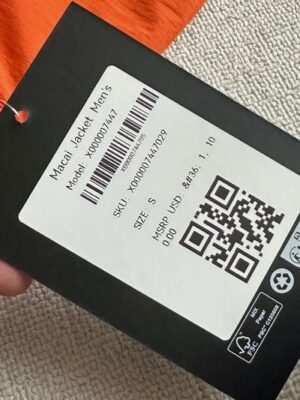 始祖鳥 Squamish Hoody 評價：PTT 鄉民推薦最值得買的輕量防風外套