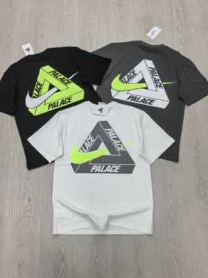 Palace 三角 Logo 搭 Nike Swoosh 短袖 春夏情侶穿搭上衣現貨