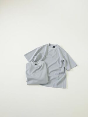 Oakley 定制同色系紐扣 Polo 衫原版輔料實拍上衣