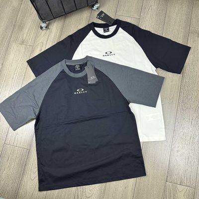 1. Oakley 吸濕排汗抗菌運動 T 恤夏季男女同款